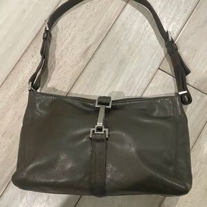 Vintage gray Cole Hann shoulder handbag.